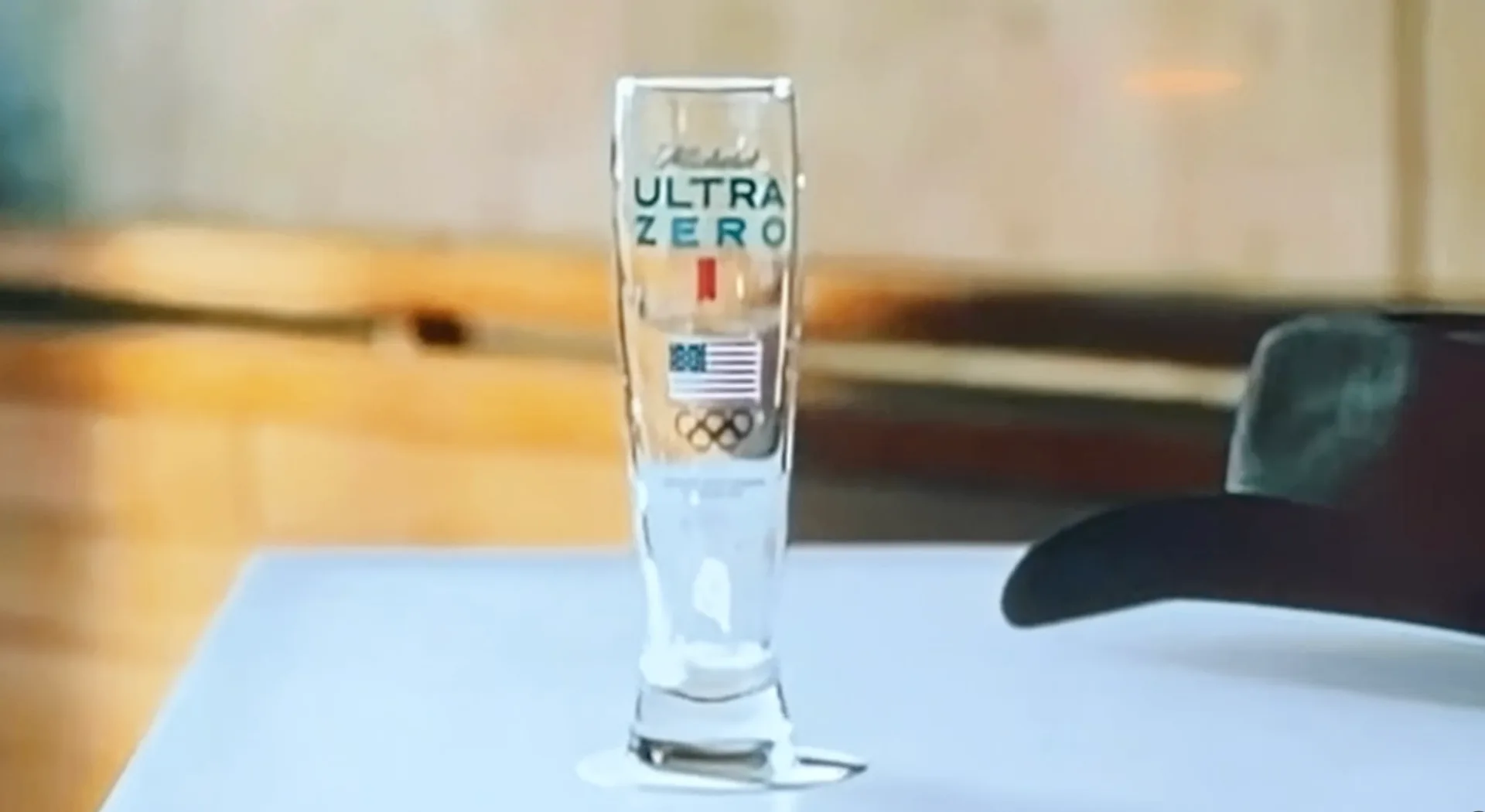 Editorial image for the Temperates essay The Super Bowl's Smartest Drinker Ordered Zero